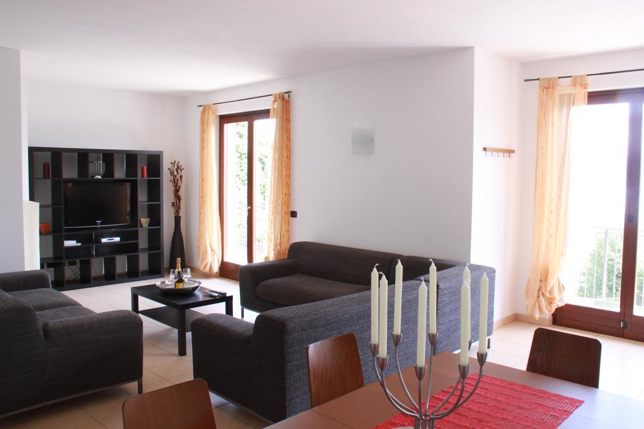 Casa Teodora Lägenhet Ghiffa Exteriör bild