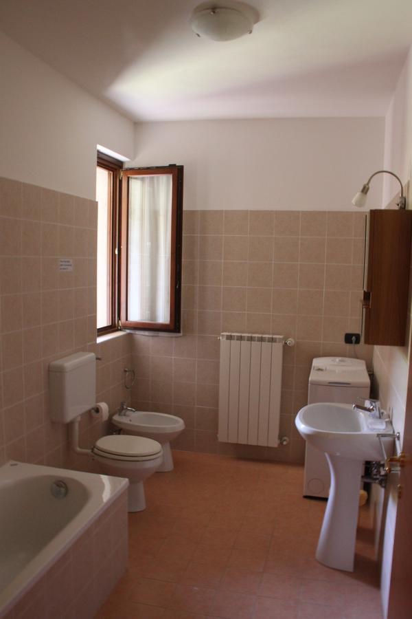 Casa Teodora Lägenhet Ghiffa Exteriör bild